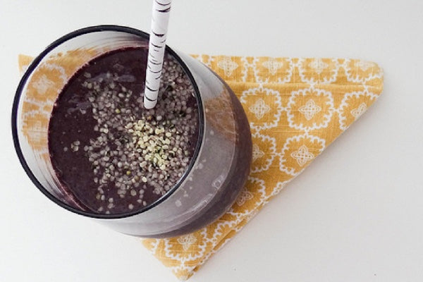 HEMP BLUEBERRY SPINACH SMOOTHIE