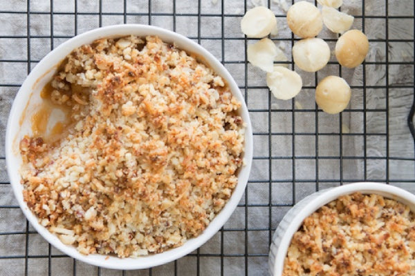 VEGAN PEACH, MACADAMIA & COCONUT CRUMBLE